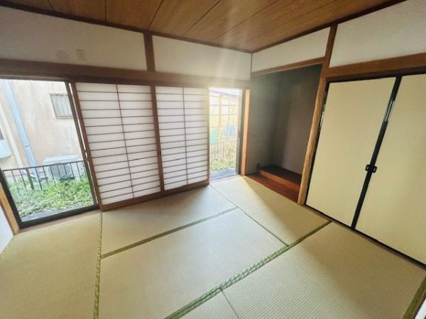 三重郡菰野町大羽根園松ケ枝町の中古一戸建て