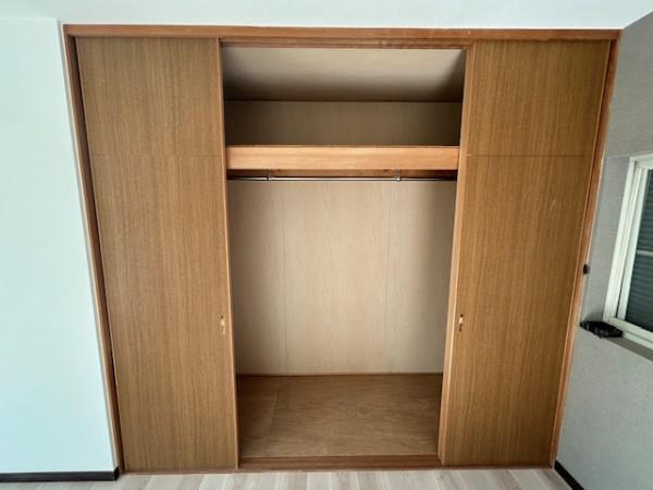 四日市市西松本町の中古一戸建て