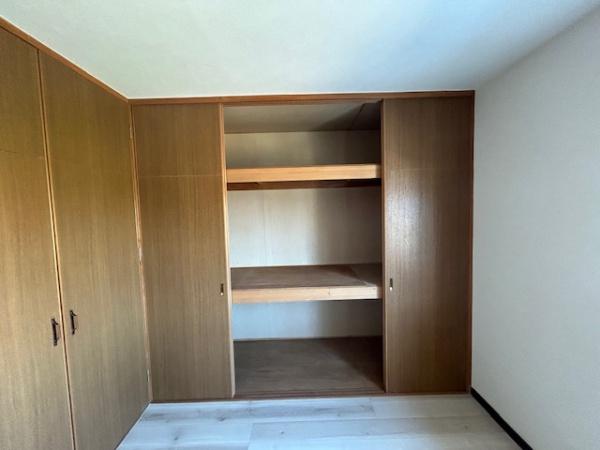 四日市市西松本町の中古一戸建て
