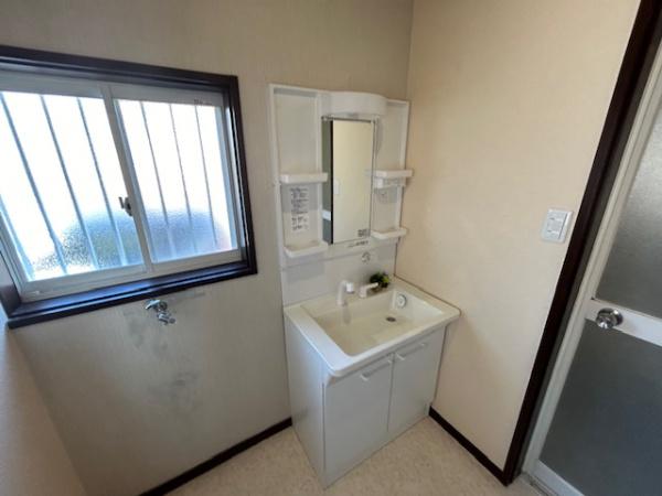 津市城山３丁目の中古一戸建