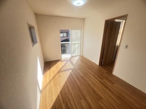 津市白塚町の中古一戸建て