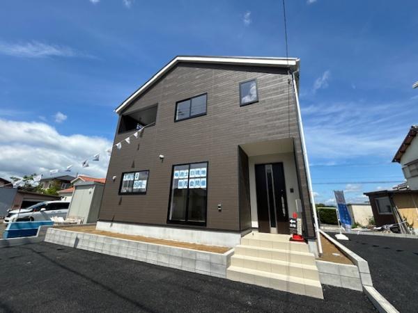 鈴鹿市東磯山１丁目の新築一戸建