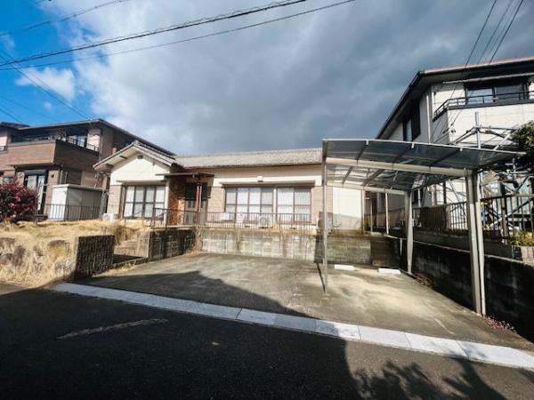 四日市市あがたが丘１丁目の中古一戸建