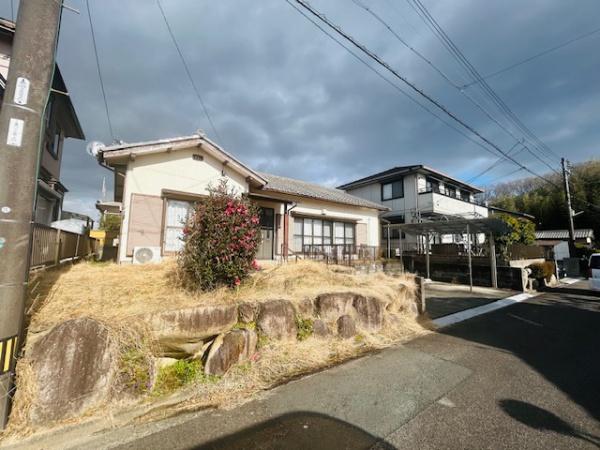 四日市市あがたが丘１丁目の中古一戸建