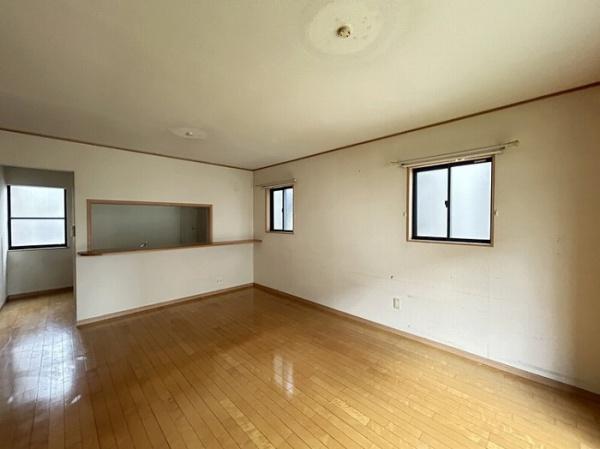 四日市市垂坂新町の中古一戸建