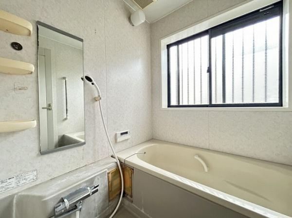 四日市市垂坂新町の中古一戸建
