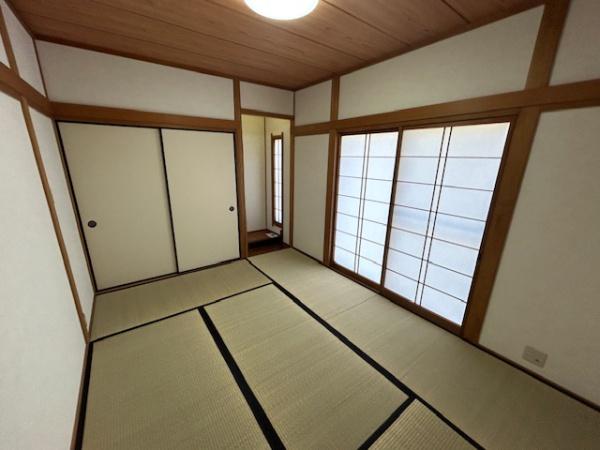 津市河辺町の中古一戸建て