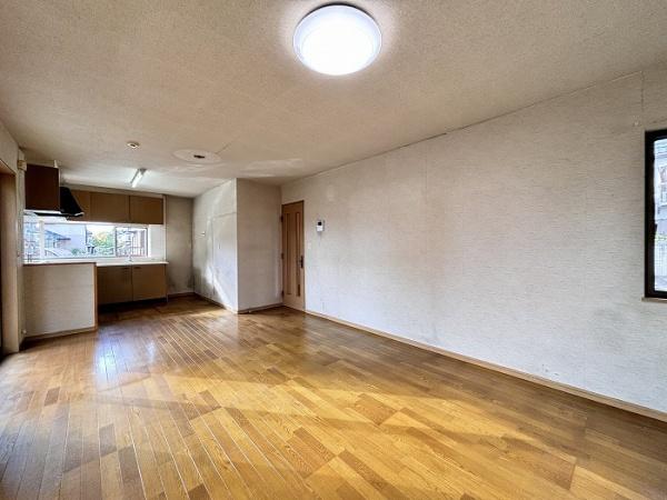 津市河辺町の中古一戸建