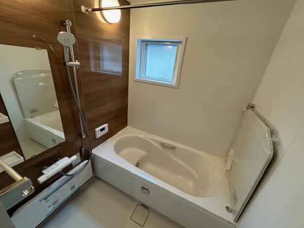 鈴鹿市岡田１丁目の新築一戸建