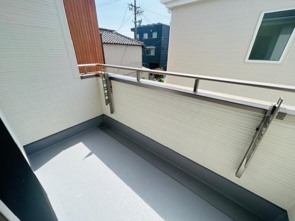 四日市市富田一色町の新築一戸建