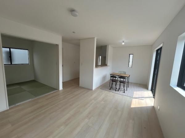 鈴鹿市高岡台第5　1号棟　新築戸建　全4棟