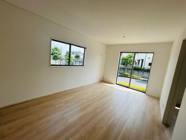 鈴鹿市高岡台第5　3号棟　新築戸建　全4棟