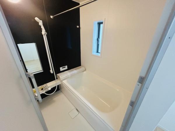 鈴鹿市高岡台第5　3号棟　新築戸建　全4棟
