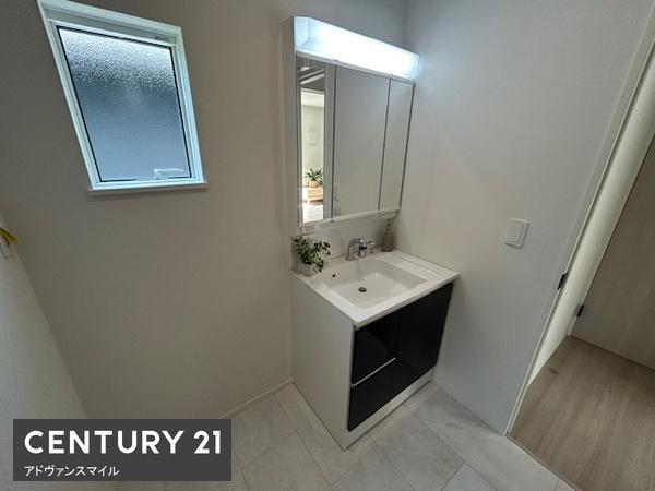 四日市市小林町24－1期新築戸建　1号棟