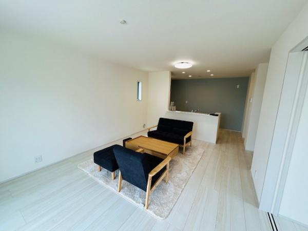 鈴鹿市稲生塩屋１丁目の新築一戸建