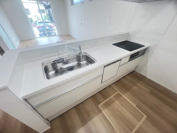 津市高茶屋２丁目の新築一戸建