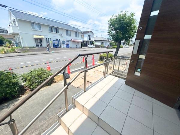 鈴鹿市稲生こがね園の中古一戸建て