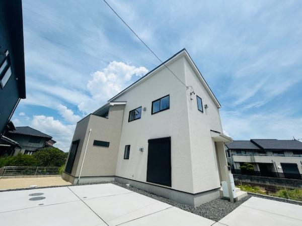 桑名市大字小泉の新築一戸建