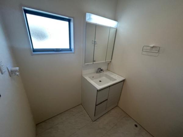 鈴鹿市長太旭町２丁目の新築一戸建