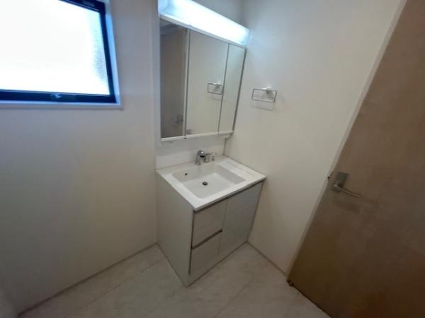 鈴鹿市長太旭町２丁目の新築一戸建