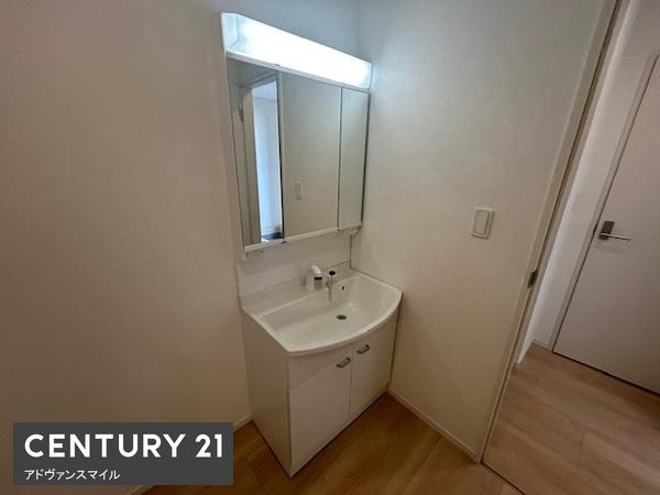 三重郡菰野町大字竹成の新築一戸建(洗面台・洗面所)