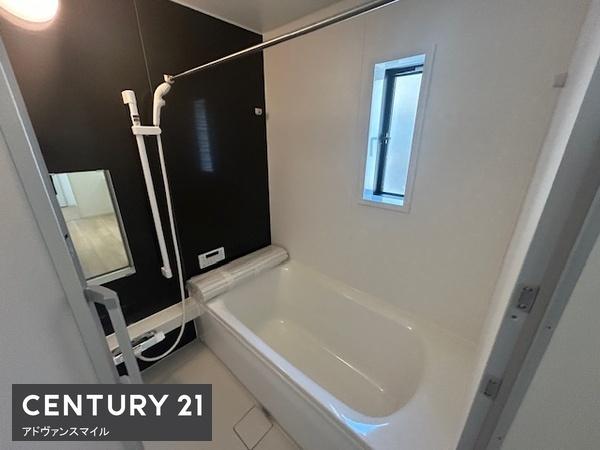 三重郡菰野町大字竹成の新築一戸建(バス)