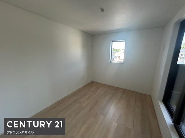 三重郡菰野町大字竹成の新築一戸建(洋室)