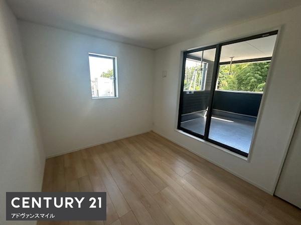 三重郡菰野町大字竹成の新築一戸建(洋室)