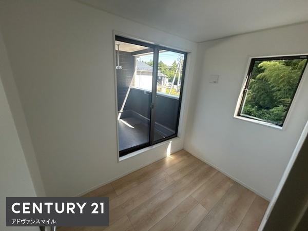 三重郡菰野町大字竹成の新築一戸建(洋室)