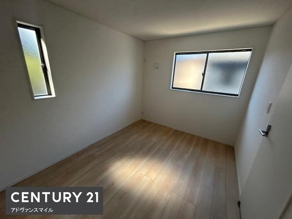 三重郡菰野町大字竹成の新築一戸建(洋室)