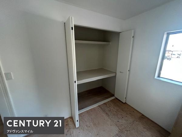 三重郡菰野町大字竹成の新築一戸建(収納)