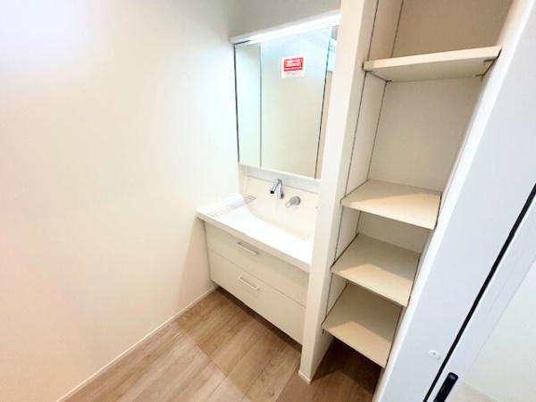 四日市市大谷台1丁目　新築戸建　全2棟　1号棟
