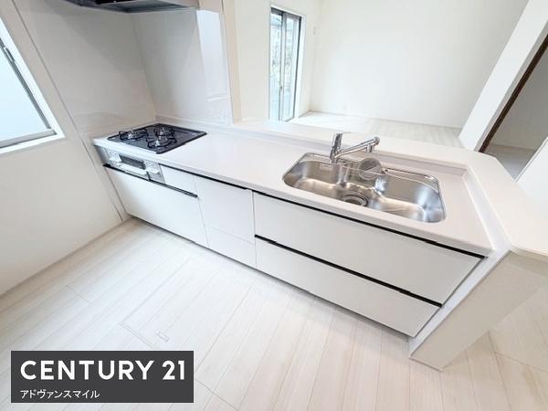 津市栗真小川町 新築戸建(キッチン)