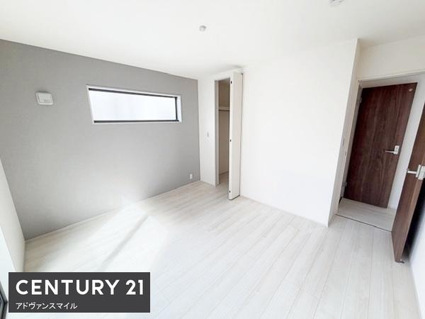 津市栗真小川町 新築戸建(洋室)