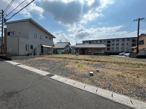 鈴鹿市岡田３丁目の売土地
