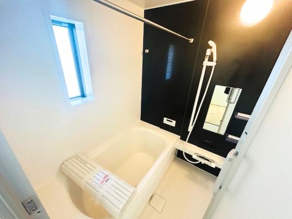 鈴鹿市長太栄町第4　4号棟　新築戸建