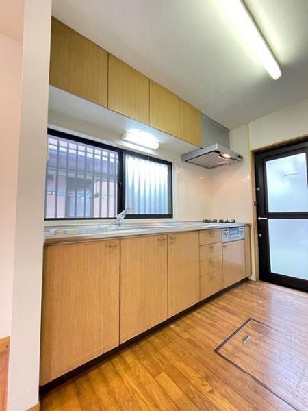 四日市市桜新町1丁目の中古一戸建て(キッチン)