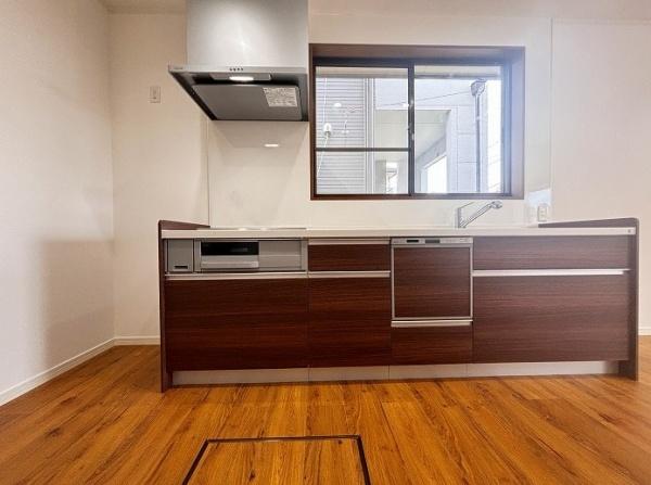 津市高茶屋4丁目の中古一戸建て(キッチン)