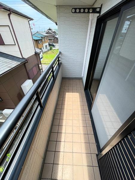 四日市市東日野2丁目の中古一戸建て(バルコニー)