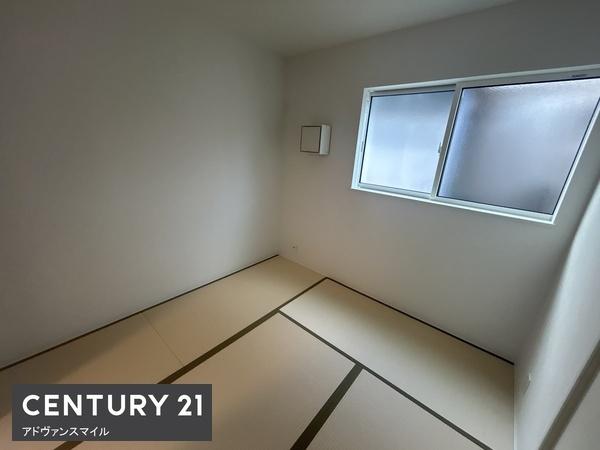 四日市市八千代台2丁目 新築戸建 全2棟 1号棟(和室)