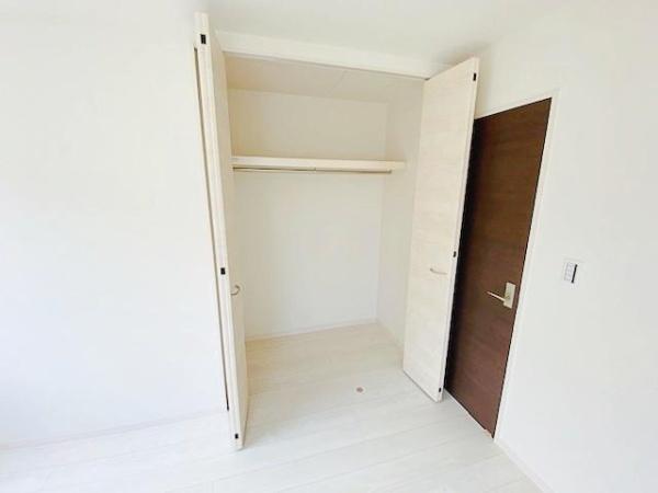 鈴鹿市北堀江2丁目の新築一戸建(収納)