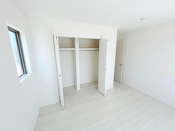 亀山市本町4丁目新築戸建