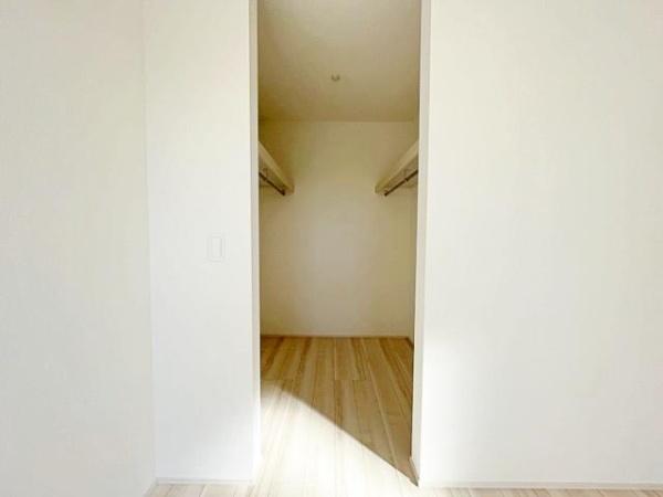 亀山市本町4丁目新築戸建