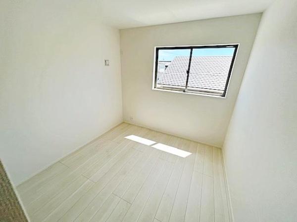 亀山市本町4丁目新築戸建