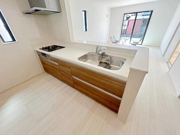 亀山市本町4丁目新築戸建