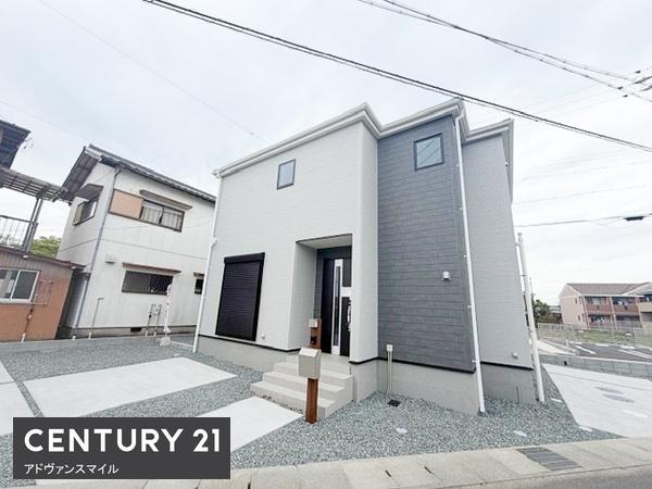 津市栗真町屋町の新築一戸建
