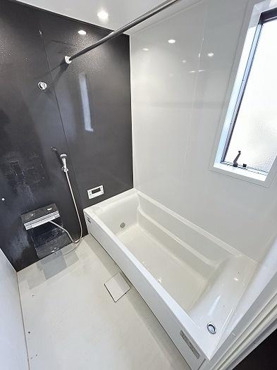 亀山市川崎町の中古一戸建て
