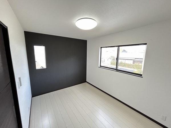 亀山市川崎町の中古一戸建て