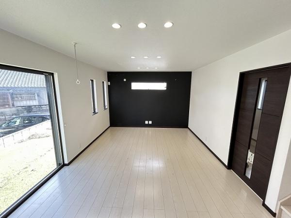 亀山市川崎町の中古一戸建て