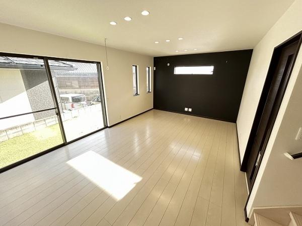 亀山市川崎町の中古一戸建て